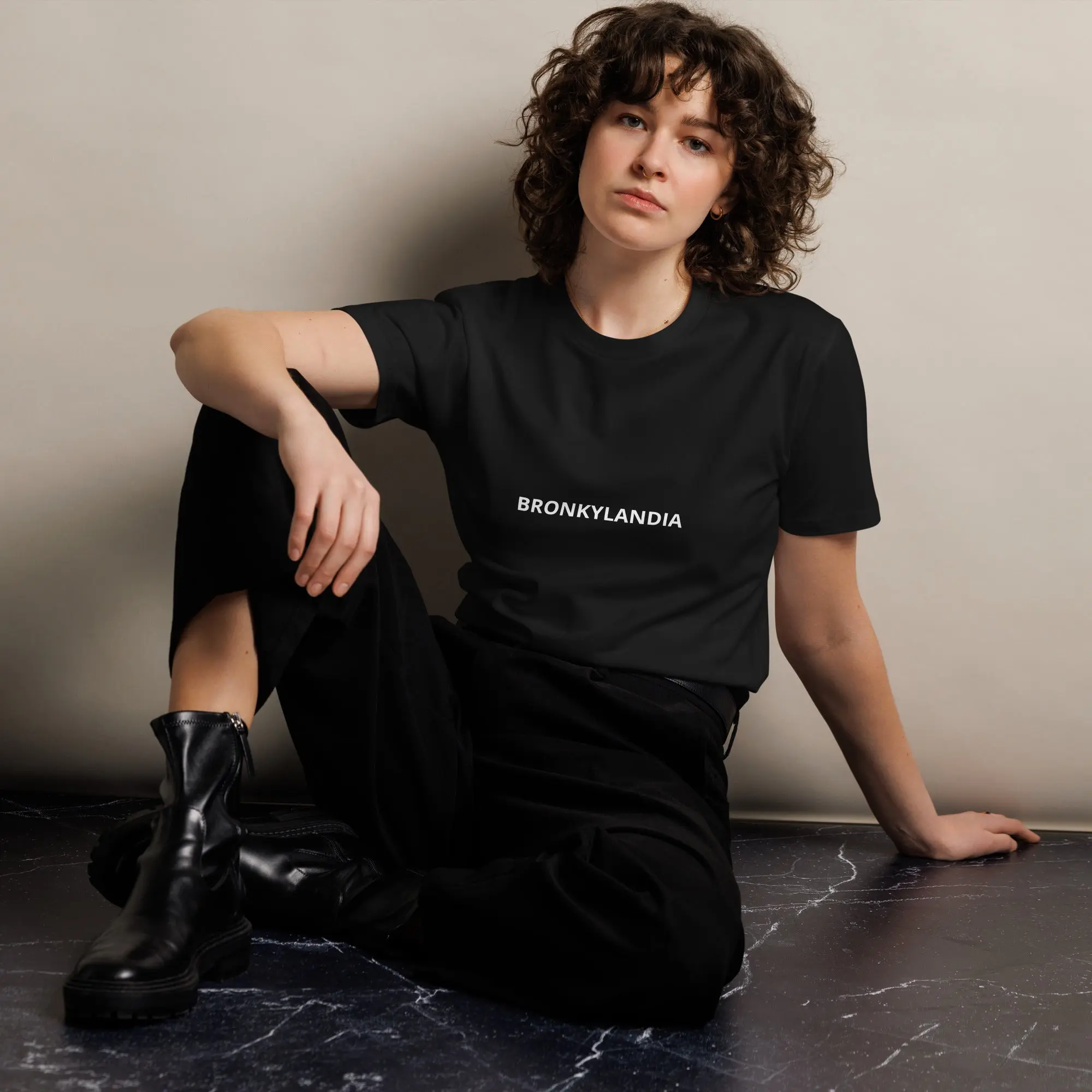 Women's Crew Neck T-Shirt in Soft Combed Cotton - Premium Shortsleeve Top with a Regular Fit, Pre-Shrunk for Everyday Wear, Everyday Basics