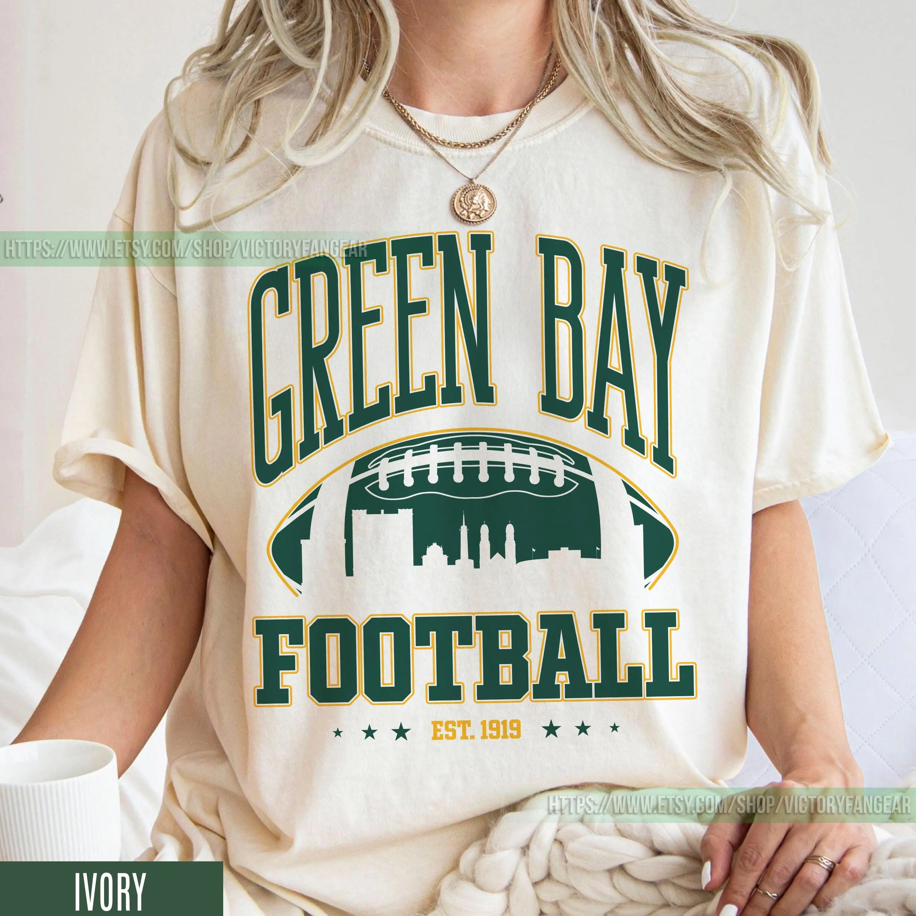 Green Bay Football Vintage Style Comfort Colors T-Shirt, Retro Green Bay Varsity Vintage T-Shirt, Green Bay Long Sleeve, Packers Fan FCY5