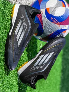 Professional Grade Laceless TF Turf Soccer Cleats Men Women High Traction Non-Slip Wear-Resistant Football Boots Lightweight Breathable for Adult Competition Training