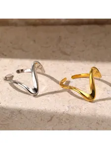 Fashionable stainless steel trendy lines ring - simple style, small and exquisite, with adjustable opening, irregular design ring