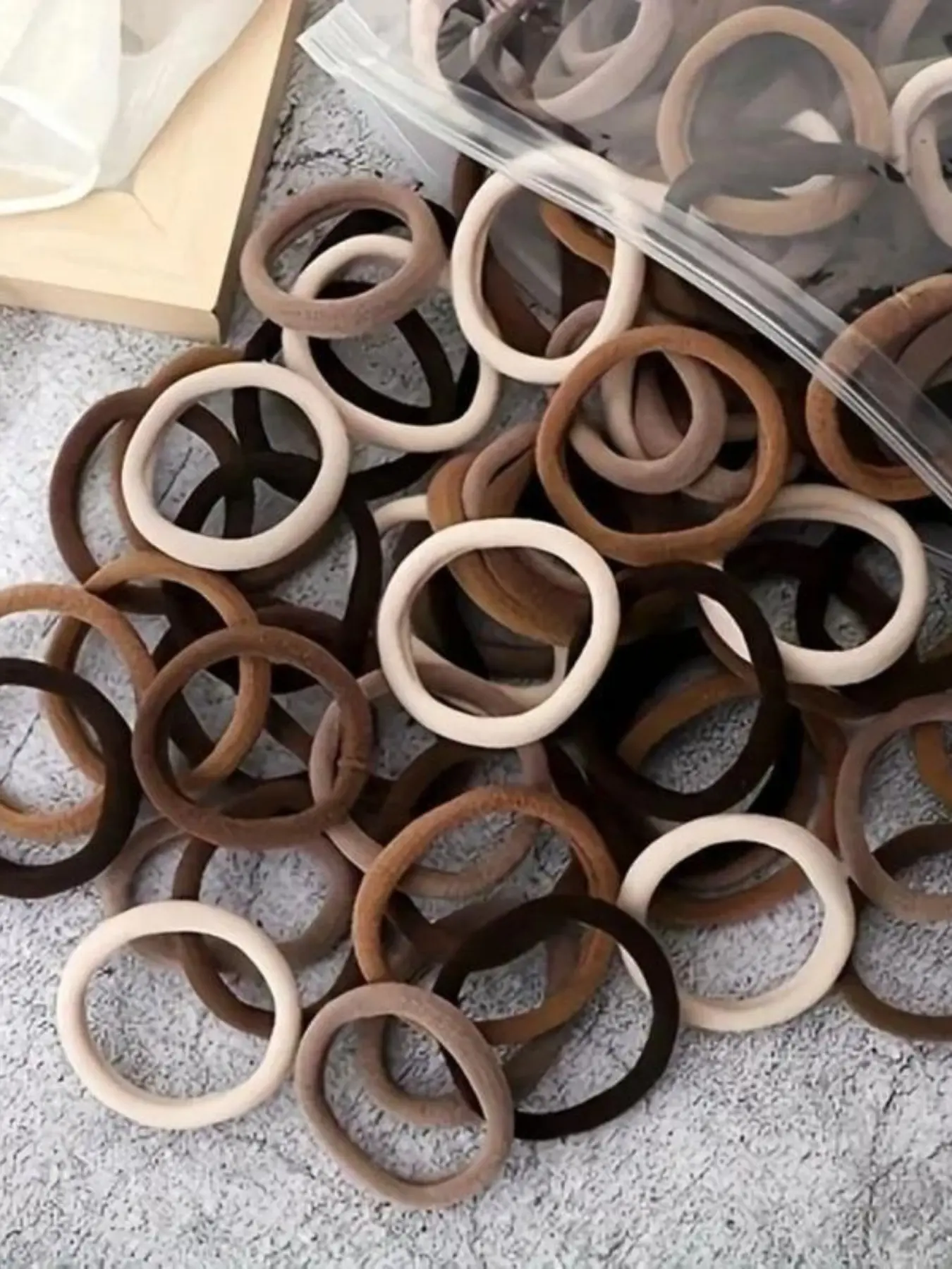 Buy 20 Get 30 Free Seamless Elastic Hair Ties Set, Hair Rubber Bands No Damage, Scrunchies, Elastic Hair Accessory, Durable Non-Damaging for Women Men Kids, Ideal for Sports Commuting Multiple Hairstyles