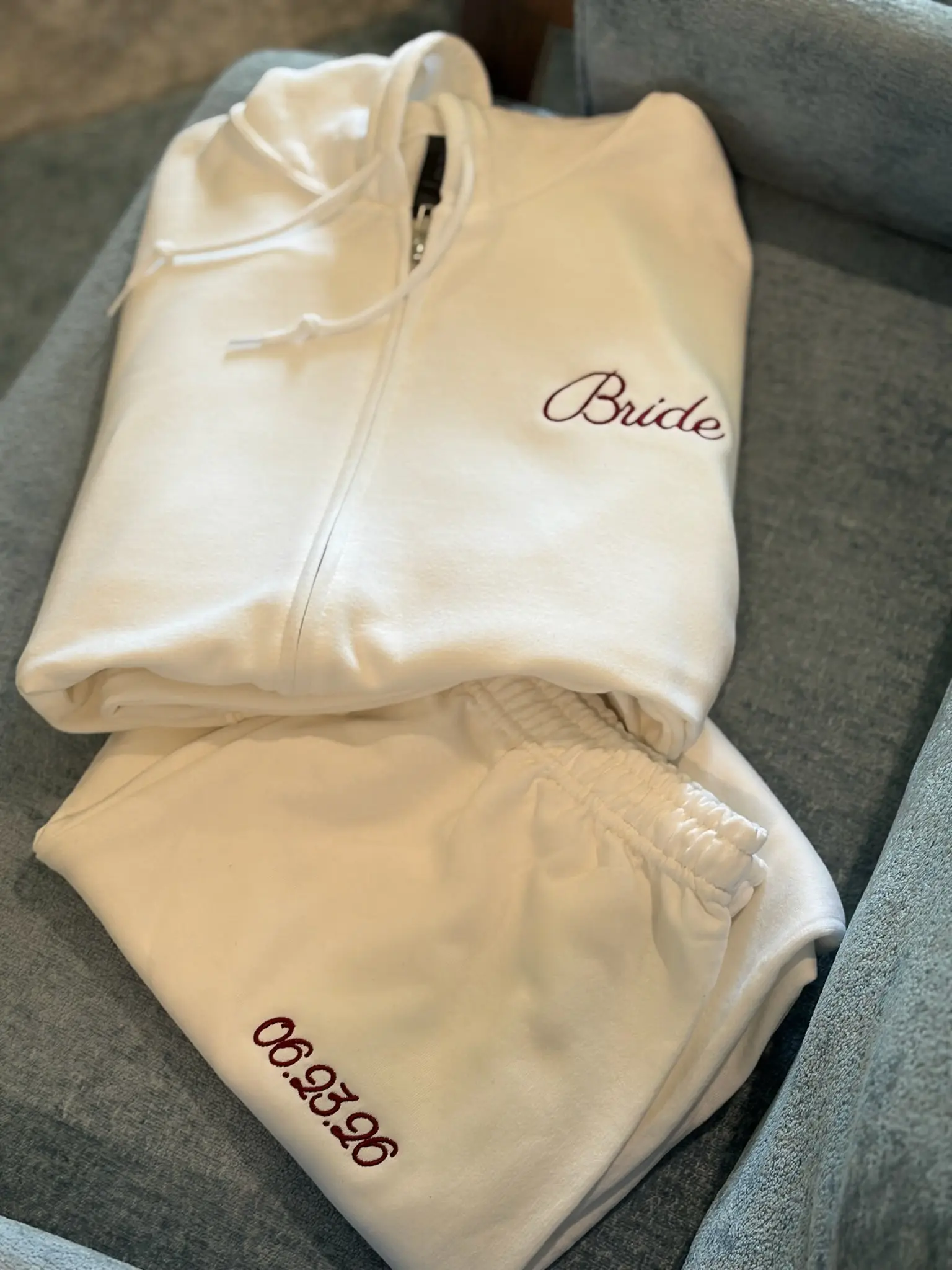 Here Comes the Bride Zip-Up Set