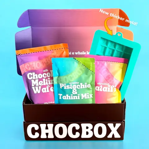Chocbox - Dubai Pistachio Knafeh Stuffed Milk Chocolate Bar Kit with Reusable Mold 11.11oz Bar