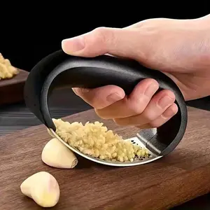 Handheld Garlic Press Black Stainless Steel Easy Crushes Garlic Kitchen Cooking Tool High Efficiency Utensils Cover