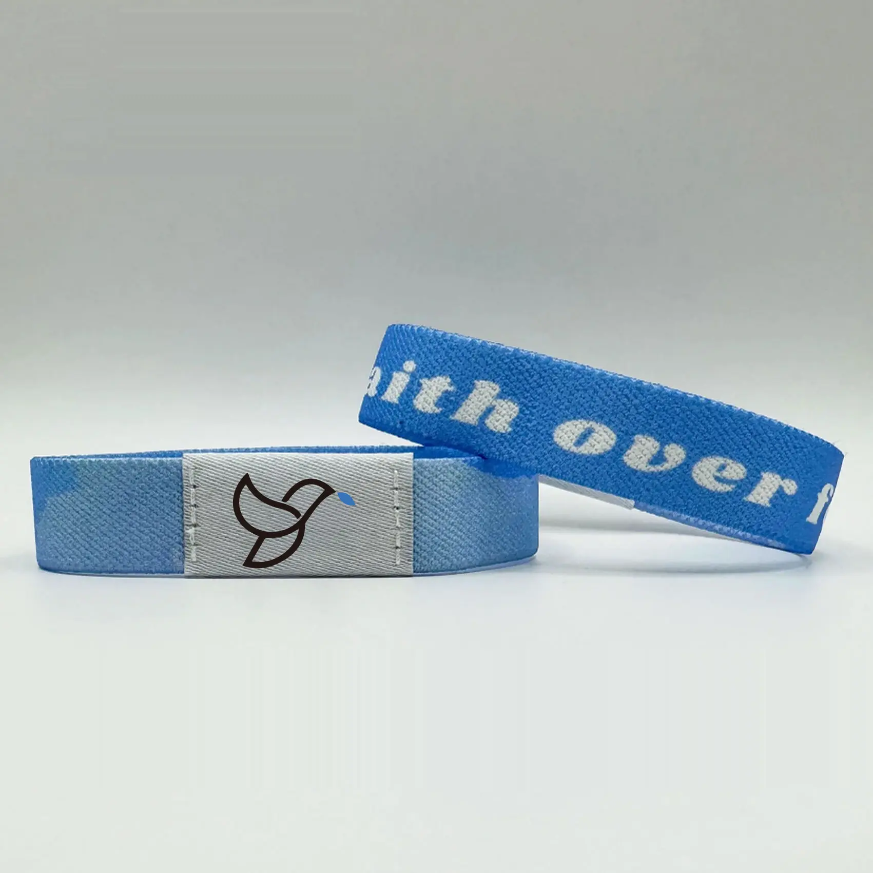Unisex Daily Bible Verse Bracelet, Modern Devotion Wristband with Engraved Cross, NFC Tap for Scripture, Inspirational Christian Gift, Letter