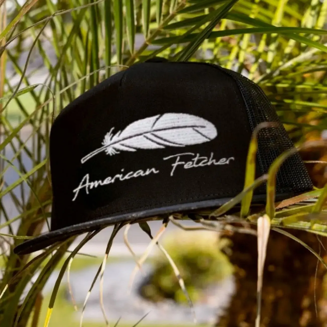 American Fetcher Feather Hat, Embroidered Trucker Snapback Cap, Flatbill Mesh Baseball Hat, Adjustable Outdoor Hunting Lifestyle Cap for Men and Women, White