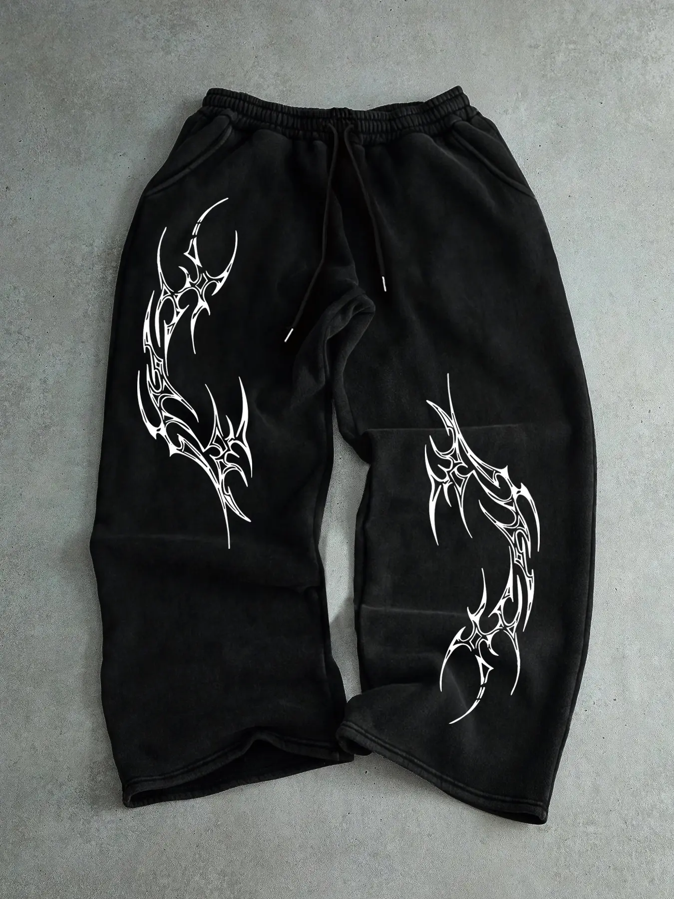 Gothic Print Elastic Waist Fitted Sweatpants with Stretch, Casual Street Retro Style Straight Pants, Sports Casual Pants, Athletic Casual Trousers, Casual Sporty Trousers for Fashion Enthusiasts, Perfect for Fall & Winter, Gothic Graphic Sweatpants