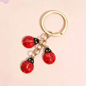 Cute Ladybug Metal Keychain Charm, Cartoon Insect Pendant, Creative Oil Drop Bag Decoration Accessory for Women, Keychains For Women, Cute Keychains