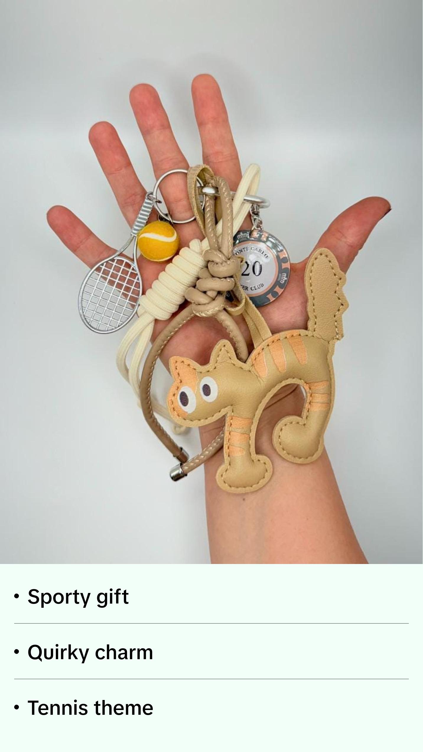 アクセサリー Y ktsy Cute Cat Tennis Bag Charm – Fun Beige Cat Keychain with Racket