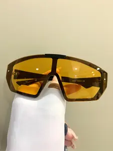 Men Women Fashion Trendy Decorative Glasses, PC Frame, Fashion Style All Season Eyewear, Unisex Eyeglasses, Trendy Beach Eyewear