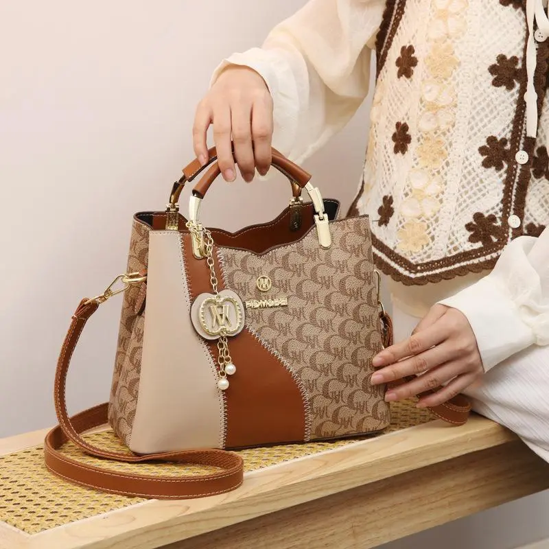 New Printed Niche Large-Capacity Bucket  Versatile Atmospheric Handbag Retro Light Luxury Shoulder Messenger  Checkered Bum Crossbody travel workout  fashion cherry pattern handbag high-end birkin  quilt teri bag Pu Tote Satchel Satchel Purses     tote