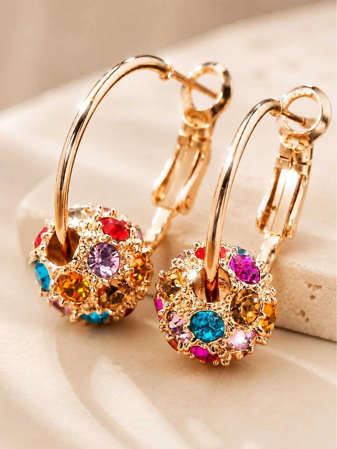 Women's Sparkly Rhinestone Drop Earrings - Alloy Fashion Embellished Crystal Pendant Jewelry, Lightweight Daily Statement Accessory for Party, Wedding & Birthday Gift, Elegant, Sparkly Embellished Earrings