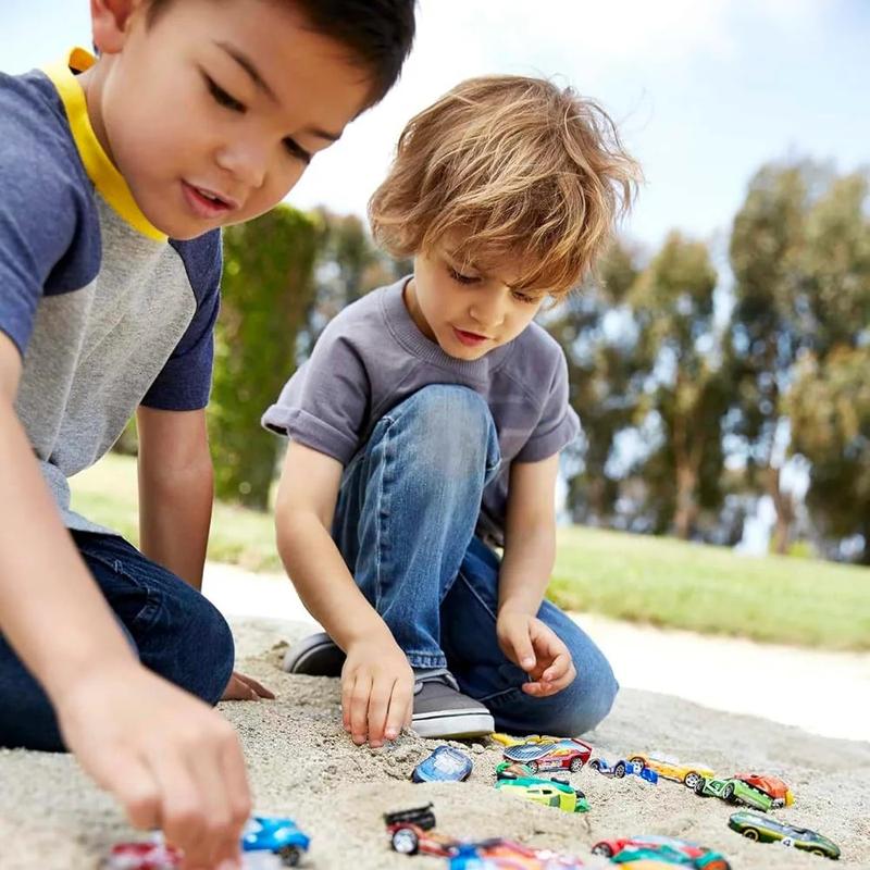 Hot Wheels 24-Car Random Assortment Party Pack 2014 and Newer - Includes 24 Cars for Parties or Collection Building - Perfect for Kids & Adults