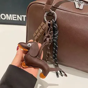 1 Piece Cute Dachshund Keychain with Braided Nylon Rope, Brown PU Leather Dog Pendant, Suitable for Bags and Cars - Adorable Animal Design, Perfect Gift for Women and Pet Lovers, Dog Accessories