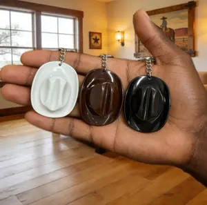 Hat Bottle Opener Keychain,Gift for Men Husband,Father,Beverage Bottle Opener for Men Women,Small and Practical,Easy to Carry,Open the Lids of Party Bar Restaurant Camping Beer Bottle Easily