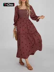 Women's Floral Embroidery Pocket Shirred Fitted A Line Dress, Boho Bohemian Fashion Casual Aesthetic Long Sleeve Square Neck Dress for Daily Holiday Vacation Wear, Ladies Dress for All Seasons, Womenswear