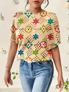Women's Geometric Print Round Neck Fitted Short Sweater, Casual Batwing Sleeve Knit Top, Fall Winter Comfortable Warm Clothing, Hollow Out Design, Knitwear
