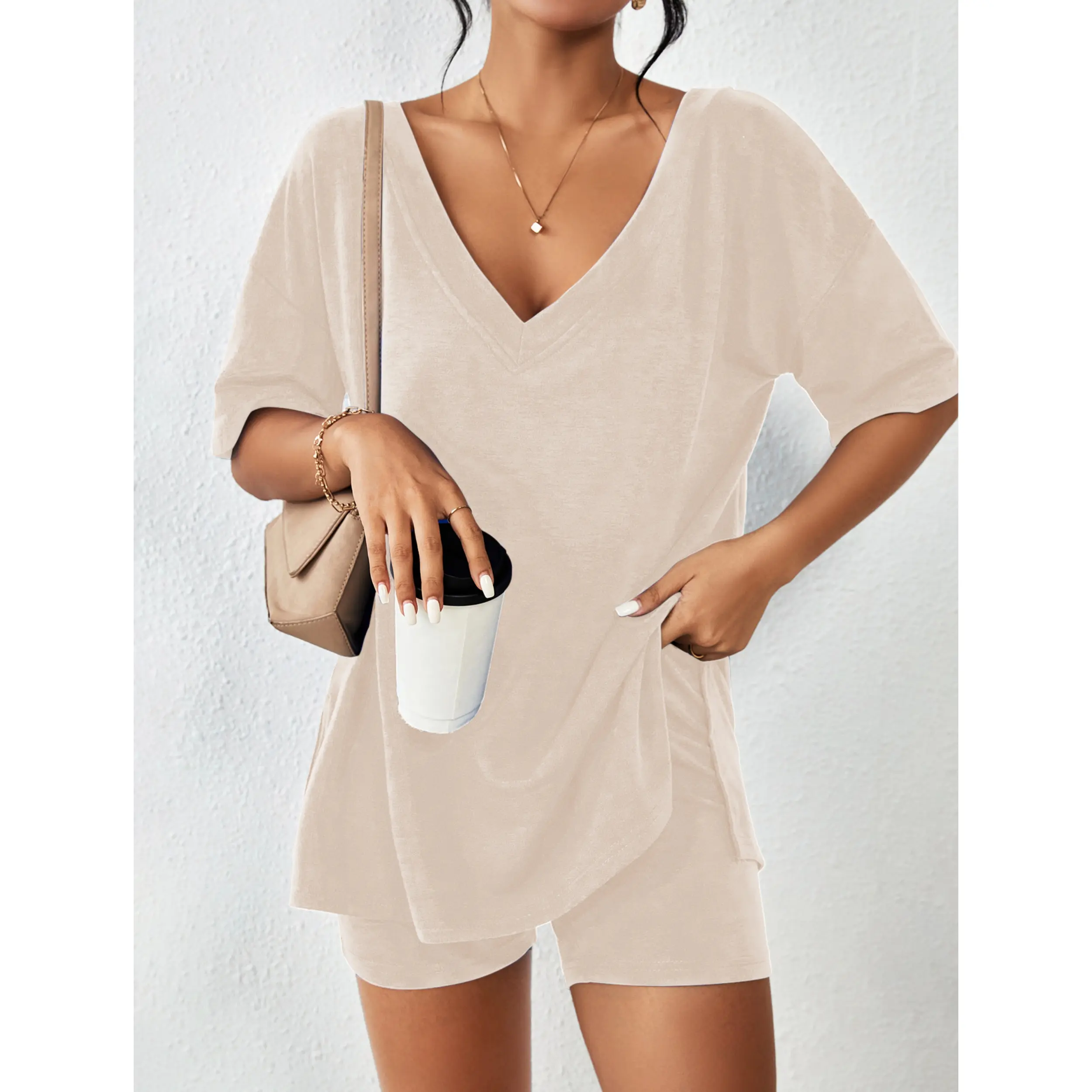 Ekouaer Womens 2 Piece Lounge Sets Oversized V Neck T-Shirts Tops Biker Shorts Set Workout Reversible Tracksuit