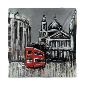 Begin Home Decor 3817-SWCQ-CI10 London Street Queen Size Duvet Cover - Red Bus Scene - Home Decor Bedding