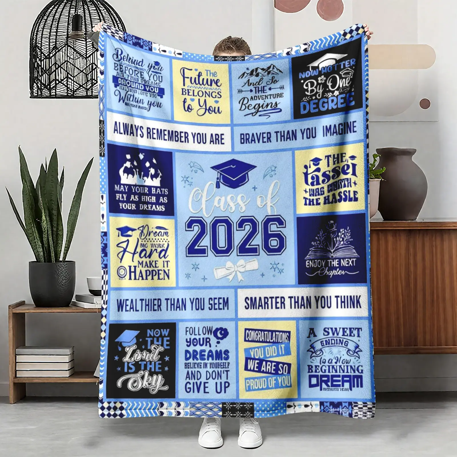 Class Of 2026 Graduation Flannel Throw Blanket - Home Decor Quilt, "The Future Belongs To You Follow Your Dreams" Pattern, Soft Warm Cozy Nap Cover for Dorm Bed, Sentimental Grad Gift for Seniors, Home Decor Blanket
