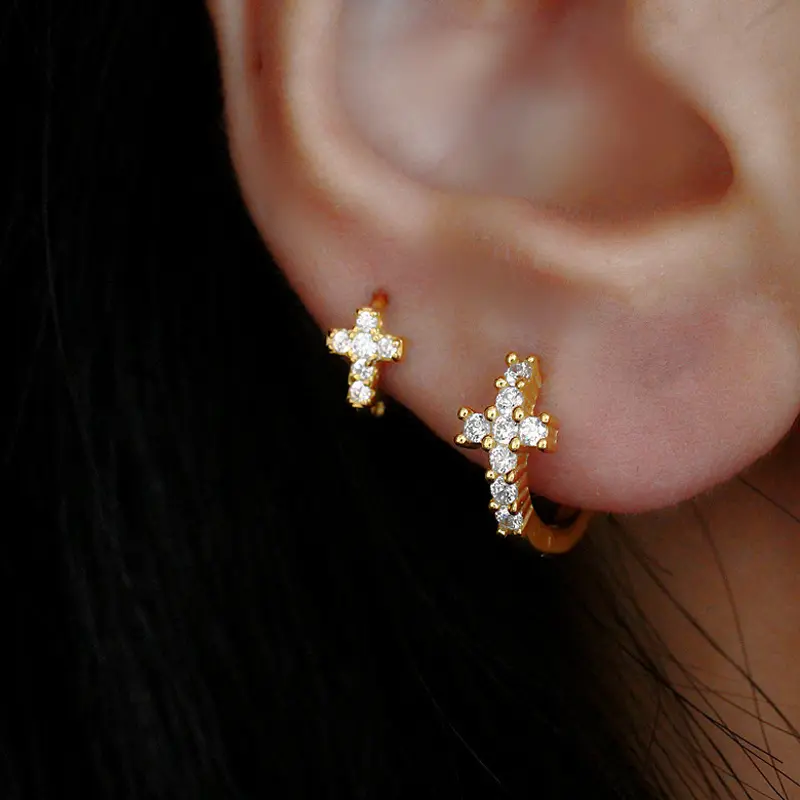 Shiny cross-shaped ear studs, both men's and women's styles, hip-hop style ear hoops with a cross-shaped design and geometric earrings