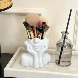 Cute Face Shaped Makeup Brush Holder, Minimalist Reclining Feel, Desktop Art Device, Practical and Aesthetic, Small Plastic Storage Box, Makeup Organizer Box, Durable Storage Organizer