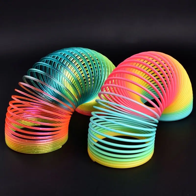 Girls Boys Rainbow Plastic Slinky Spring Toy Magic Stretchy Coil Classic Interactive Sensory Play Gift for Kids Toddlers Party Favor Indoor Outdoor Activity Game Portable Flexible Bounce Toy