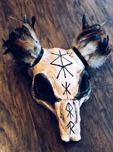 Viking Runes - Short Horn