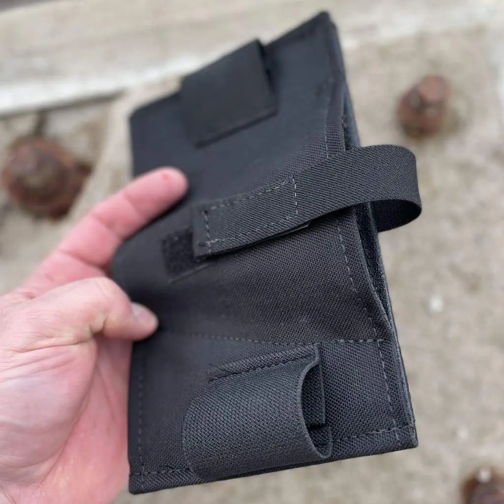 Citizen Velcro Holster / Pouch with 2 Mag Loops