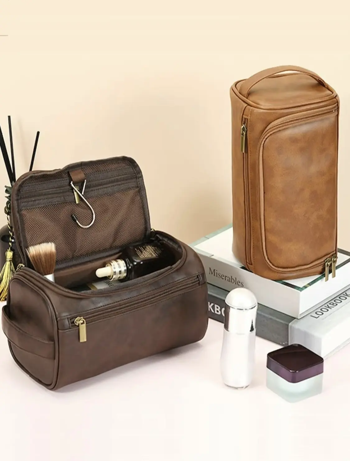 Travel Essentials Shaving Dopp Kit, Men's Travel Toiletry Bag, Lightweight Dual-Layer Synthetic Leather Set, Ideal Gift for Best Man & Father's Day, Durable Organizer Kit