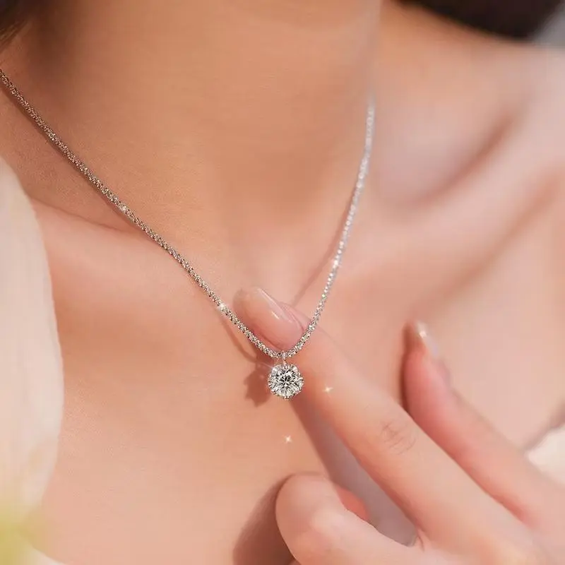 VVS1 Moissanite Sterling silver Solitaire pendant Iced out Synthetic Moissanite necklace Shine Chain Best Christmas Birthday Gift for Women with Certificate VVS1 Moissanite Sterling silver Solitaire pendant Iced out Synthetic Moissanite necklace Shine Chain Best Christmas Birthday Gift for Women with Certificate