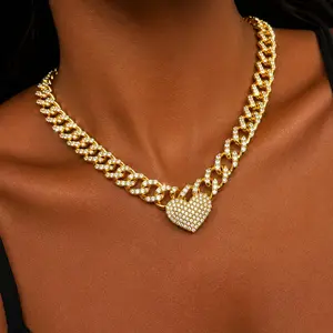 Rhinestone Heart Choker Necklace for Women, Iced Out Cuban Link Heart Pendant Necklace, Glittering Cubic Zirconia Love Chain, Chunky Hip Hop Statement Collarbone Jewelry, Golden/Silvery Heart Necklace Gift for Women,Miami Gold Cuban Link