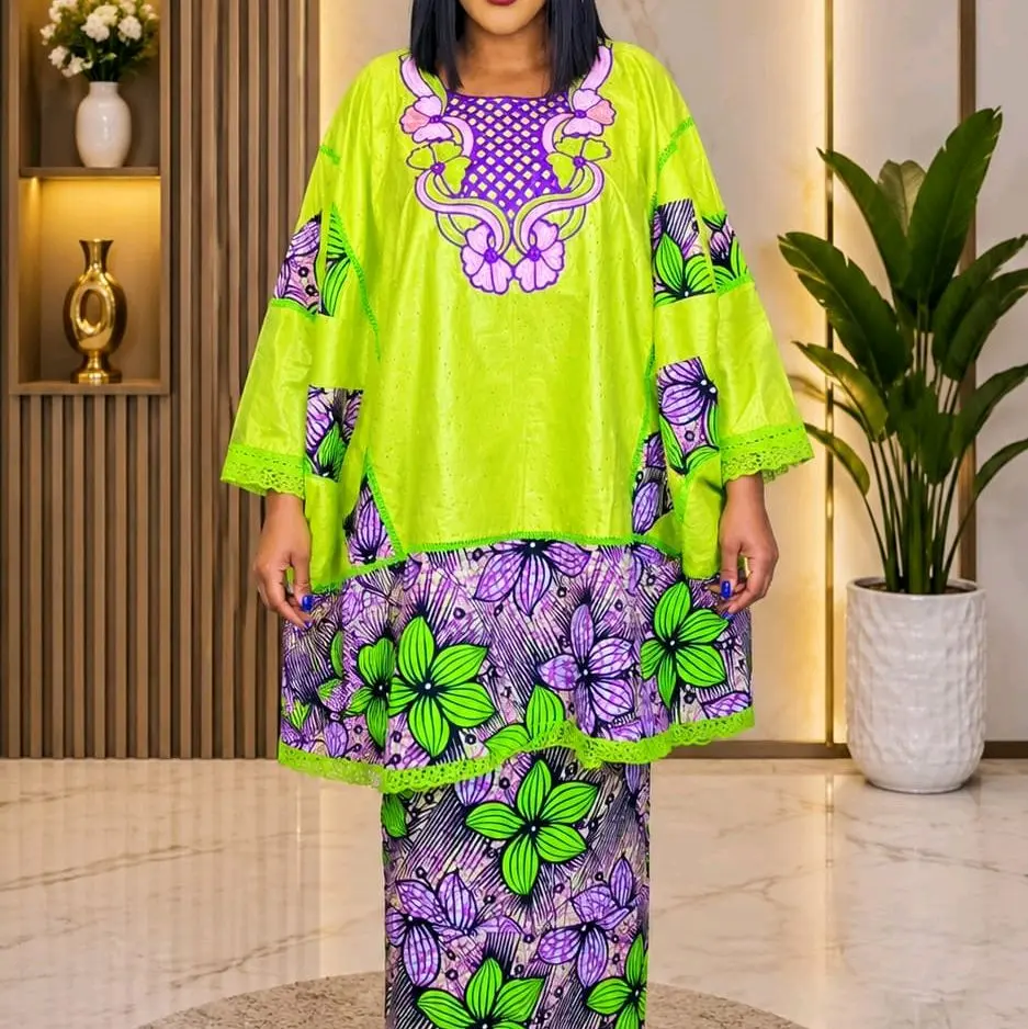 Rose beautiful Elegant African style for women 3pcs sets one size fit all. Ankara mix with bazin. comes with wrap and head wrap.
