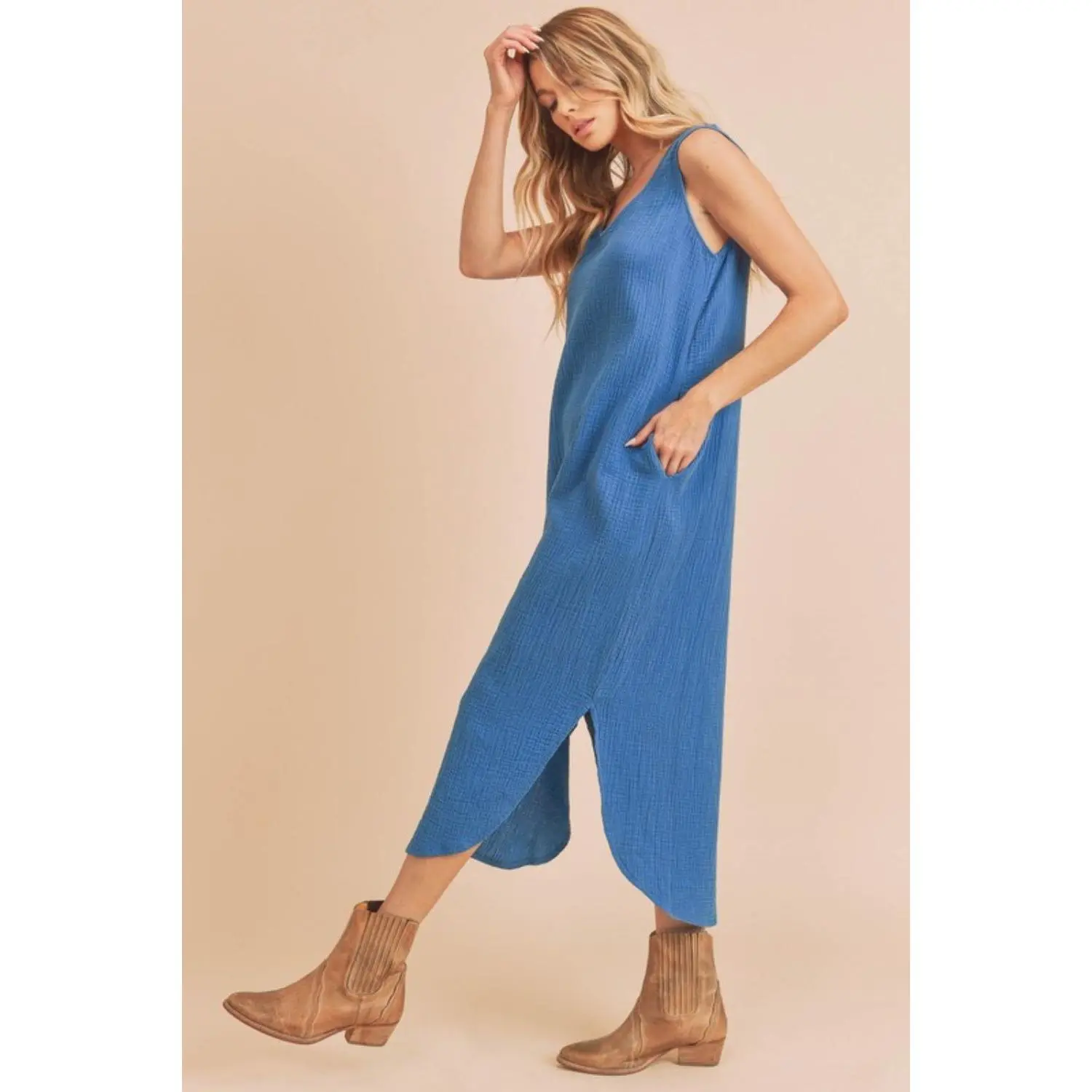 Aemi + Co Round Neck Midi Tank Dress with Pockets Casual Sleeveless Womenswear Easter Dress For Women Cotton Everyday Style Summer Solid Dress