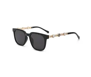 Sunglasses QK004 Sunglasses QK004
