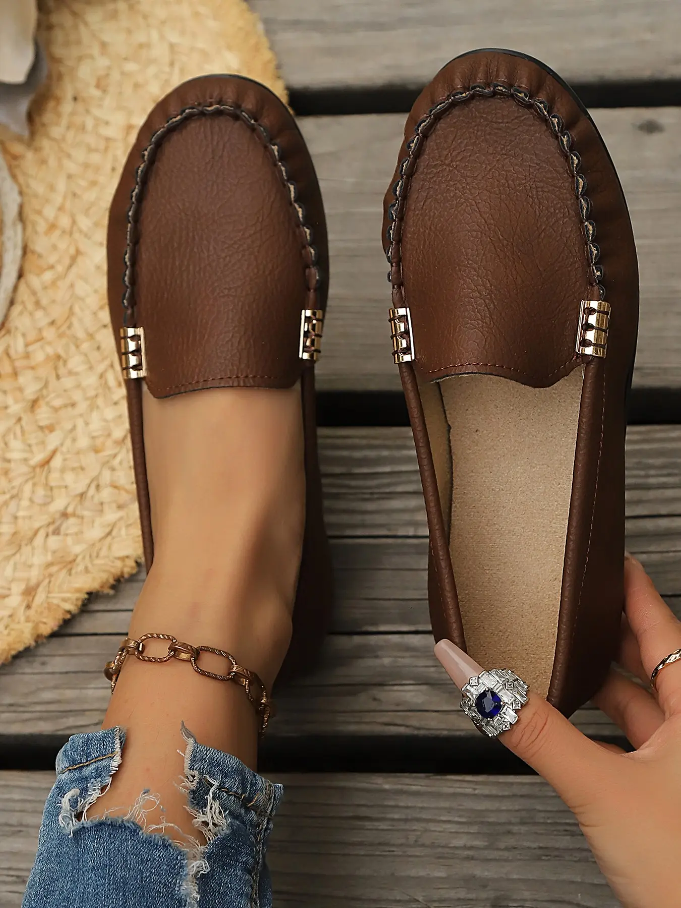 New Women's Casual PU Leather Beanies, Metal Buckle Decoration, Soft Rubber Sole, All-Season Comfortable Slip-On Flat Shoes, Summer Flats, Ballerina Flat