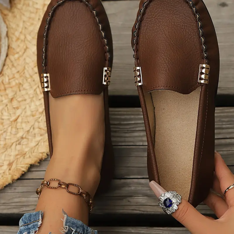 New Women's Casual PU Leather Beanies, Metal Buckle Decoration, Soft Rubber Sole, All-Season Comfortable Slip-On Flat Shoes, Summer Flats, Ballerina Flat, Casual Flat Footwear