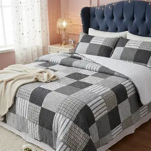 GREAGLE Quilt Set Queen King Size 3 Pieces Bedspread Coverlet Plaid Patchwork Farmhouse Comforter Set with 2 Pillow Covers for All Season Gray Brown White Cozy Sheets Quilted Machine Washable