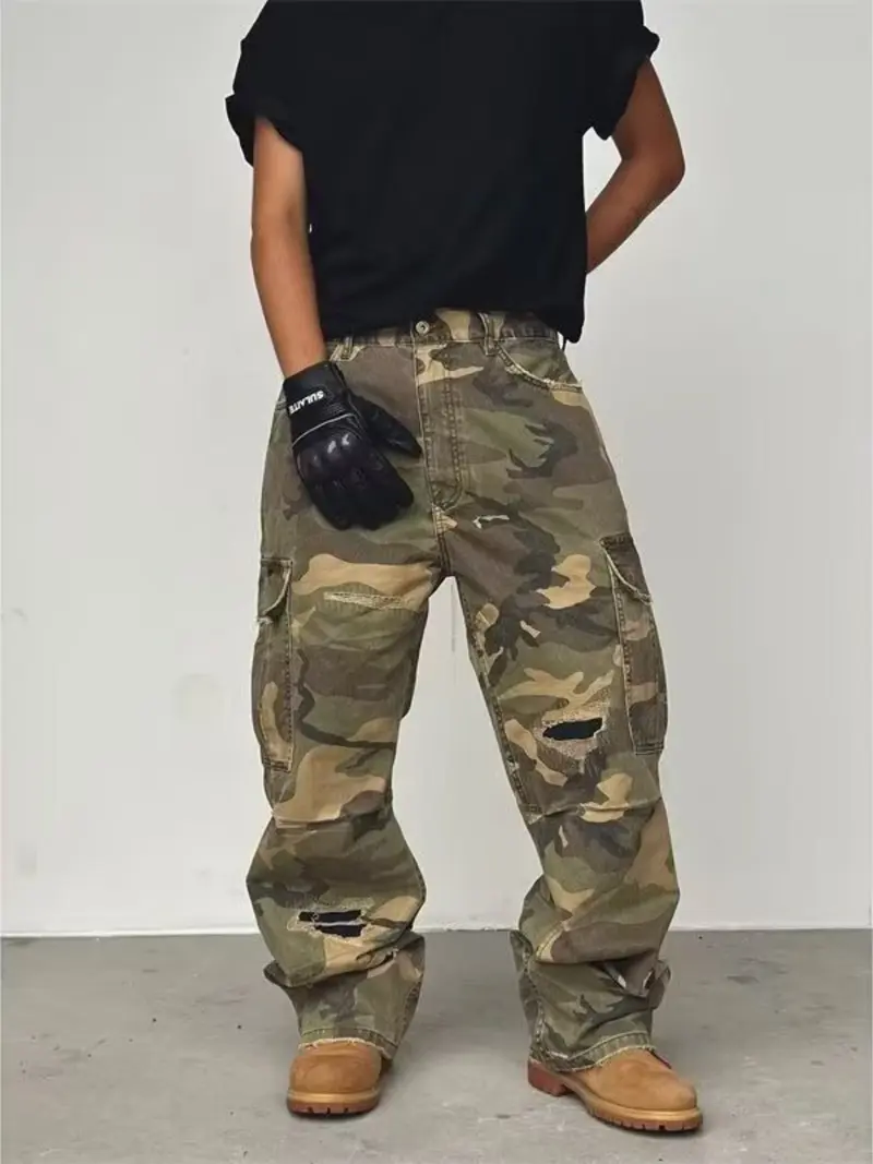 Yk2 camo pants - TikTok Shop