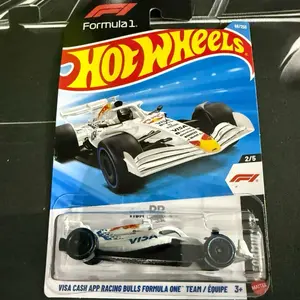 Red Bull Visa Cash App hot wheels F1 2/5