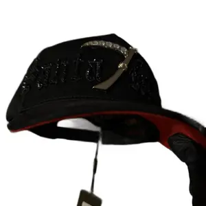 Santa M. Con pedrería, Gorra De La Santa M Color Negro BB 5 Panel Comfortable Fit Elegant Design Stylish And Practical For Most Body Types