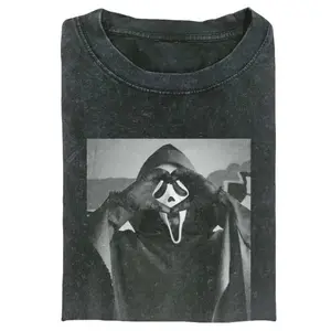 Vintage Halloween T-Shirt, Graphic T-shirt, Y2K 90s Graphic Shirt, gift for her, him, Womenswear Top, Halloween Shirt