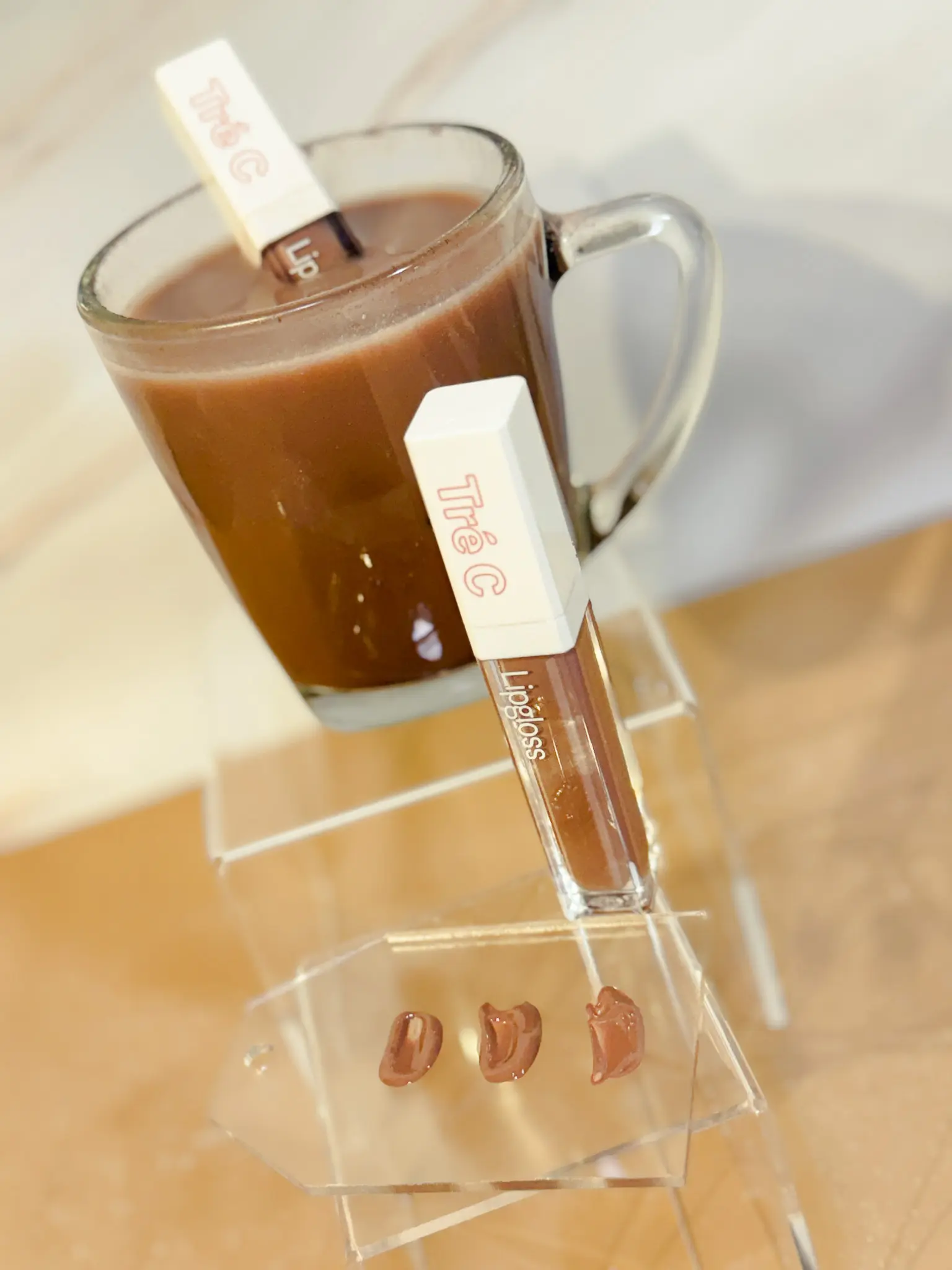 CoCo Kiss Extreme Shine Lip Gloss
