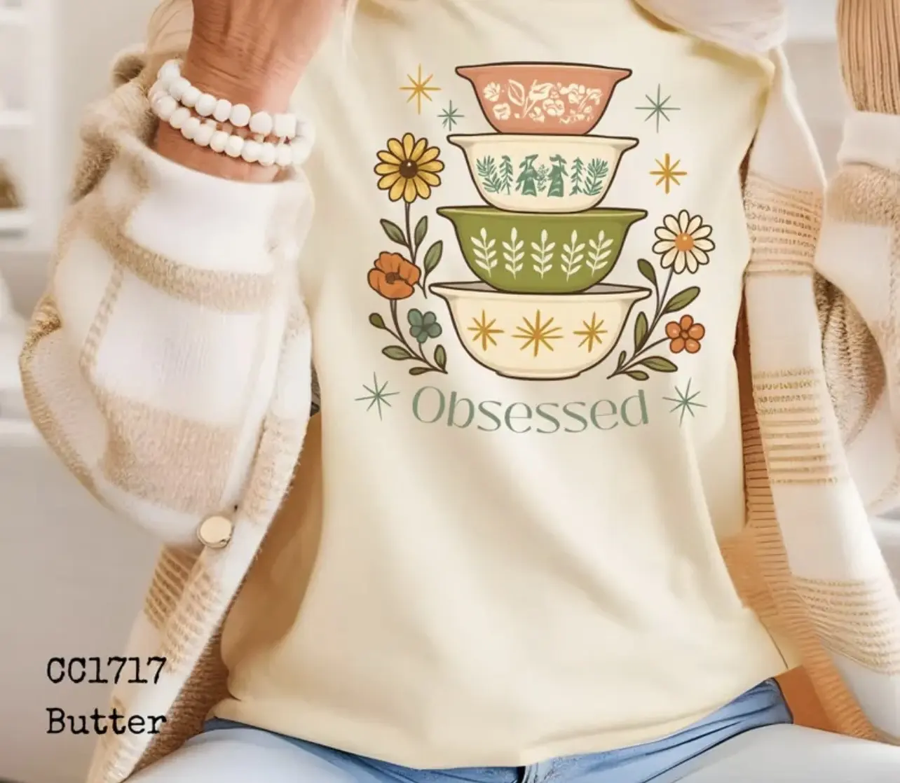 Obsessed! Vintage Pyrex Bowls Stacked with BOHO simplistic retro florals T-shirt for the Pyrex Collector S-4XL