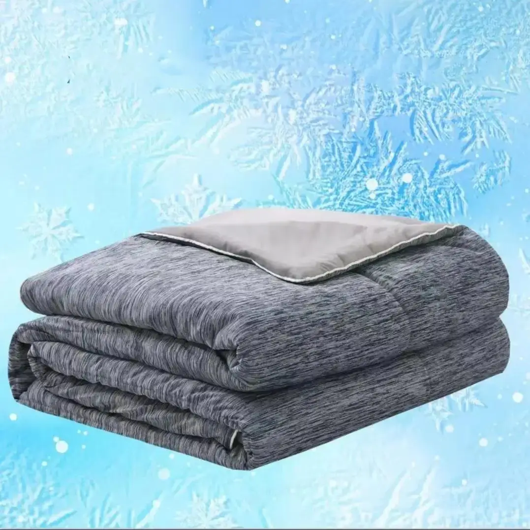 Summer Cooling Lightweight Blanket, Breathable Comfortable Blanket, Soft Cooling Throw Blanket for Home Office, Comfy Bedding for Halloween Decor, Gif