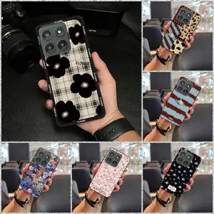 Phone Pouch Durable Phone Case For MOTO Edge 5G 2025 TPU oil painting Graffiti Waterproof Shockproof Anti-dust Back Cover Dirt-resistant Silicone Fashion Design Anti-knock Cute