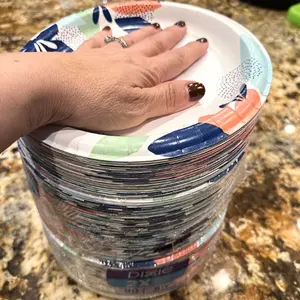 Disposable Paper Plates,8.5 Inch, 90 Count,2X Stronger*, Microwave-Safe For Everyday Breakfast, Lunch, & Dinner