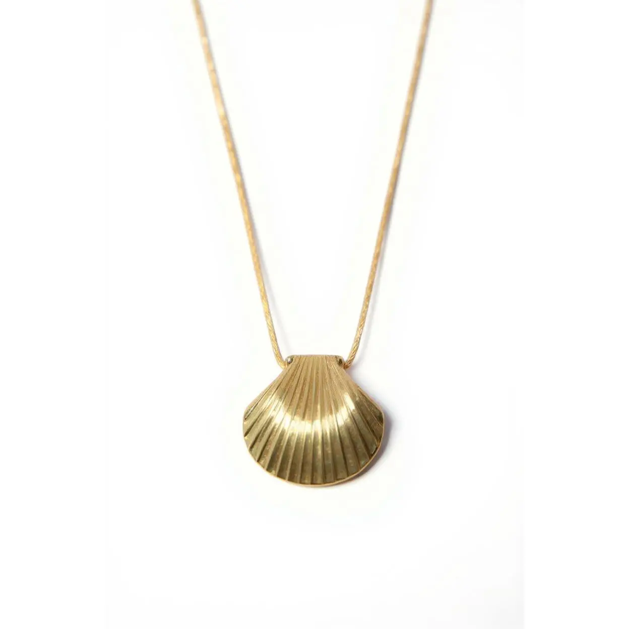 Shell Pendant Necklace Shell Pendant Necklace