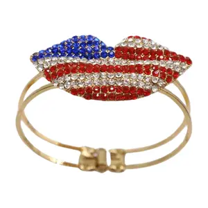 TrendyFashionJewelry Women Gold Metal Crocodile Bracelet - Bling Green Cuff Alligator Western Fashion Jewelry, Gold + green, One size, crocodile cuff bracelet