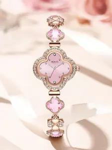 Elegant Ladies Four Leaf Clover Quartz Watch, Exquisite Watch, Fashionable Waterproof Timepiece, Clover Bracelet, Perfect for Parties and Everyday Wear